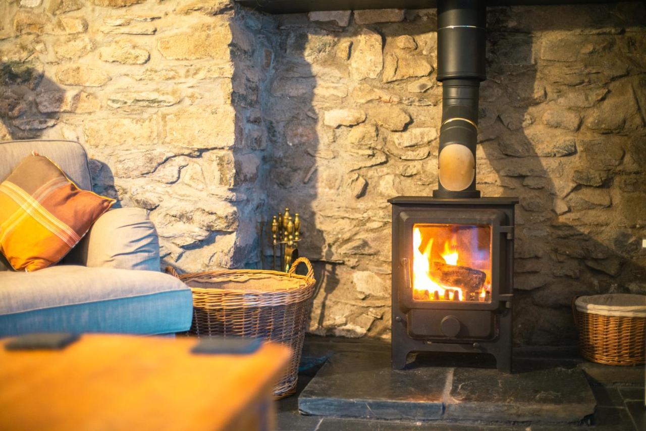 St Davids Hideaway With Roll-Top Bath & Log Burner Eksteriør bilde